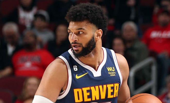 Denver aplasta a unos Clippers lamentables para seguir al frente del Oeste