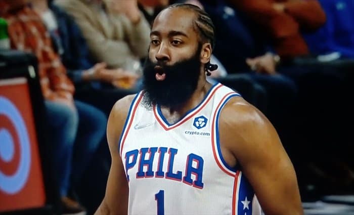 Harden contrata a un agente a tiempo completo