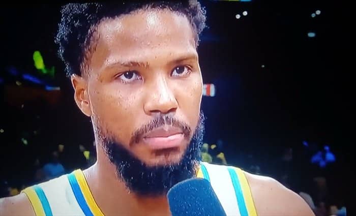 Lakers ridiculiza a los Warriors con un gran Beasley y lesión de Russell