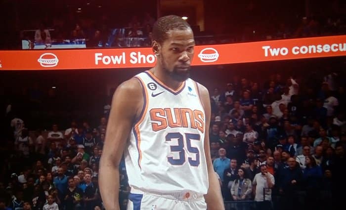 El efecto Durant supera al efecto Irving y Phoenix gana en Dallas