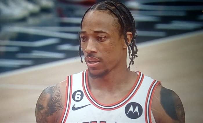 DeRozan anota 49, Edwards se lesiona y Chicago gana en doble prórroga