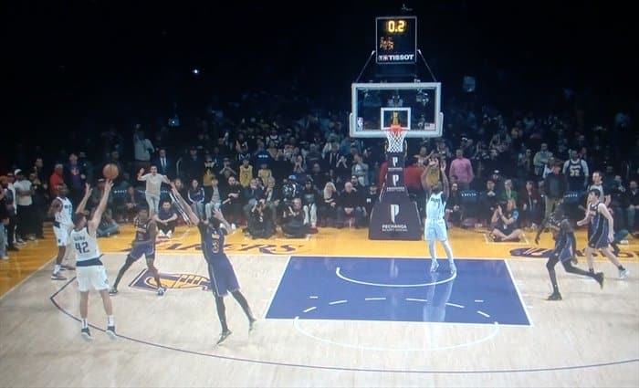 Kleber hunde a Lakers con un triple ganador sobre la bocina