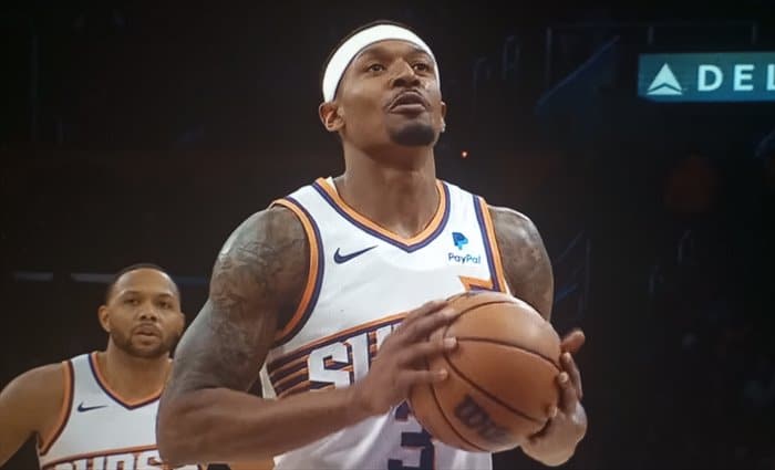 Bradley Beal luce su mejor juego en el triunfo de Suns sobre Lakers