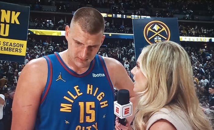 Denver vuelve a someter a Lakers bajo la maestría de Jokic