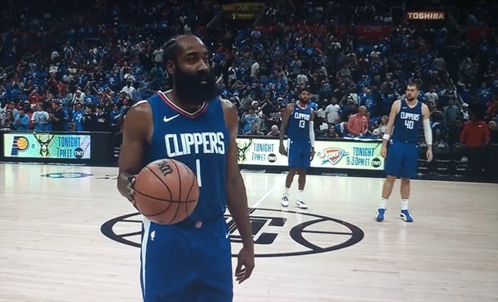 Clippers derrota por la vía rápida a Dallas a pesar de jugar sin Kawhi