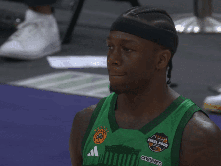 Kendrik Nunn lo vuelve a hacer y Panathinaikos toma la delantera en la serie ante Anadolu Efes