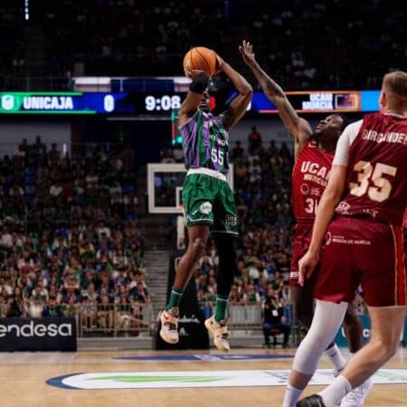 Unicaja derrota al Murcia en la prórroga y se afianza para Playoffs
