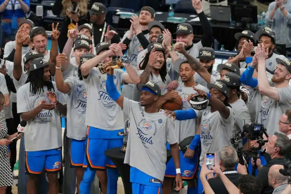El Oklahoma City Thunder aplasta a los Wolves y regresa a las Finales de la NBA 1 Thunder