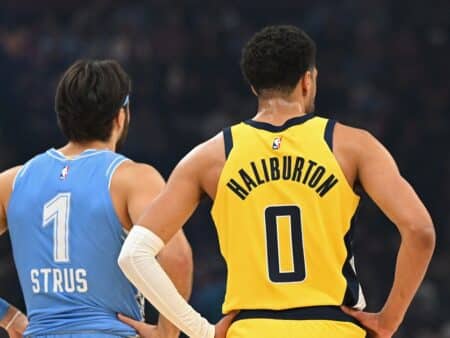 Indiana sorprende al primer clasificado del Este en el primer partido