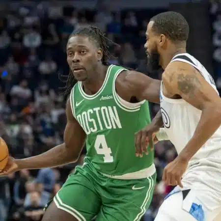 Jrue Holiday gana el Premio a la Deportividad en la NBA