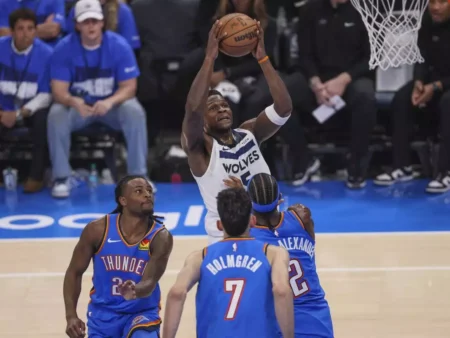 NBA Playoffs 2025: OKC mucho para Wolves y se ponen 2-0