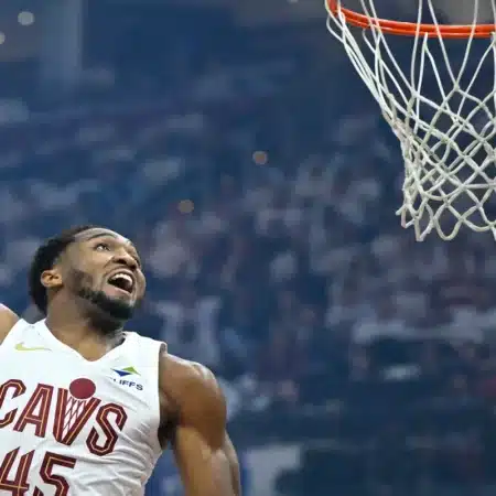 Donovan Mitchell promedia 40 puntos y va por una marca que no consigue nadie desde Michael Jordan