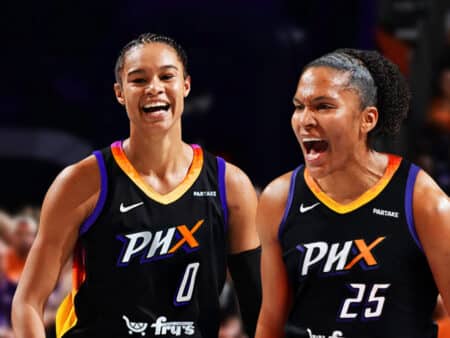 Phoenix Mercury le saca 32 a Seattle Storm y consigue la primera victoria del campeonato