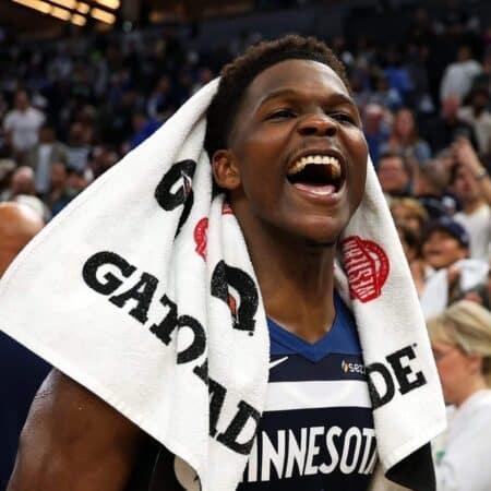 Anthony Edwards lidera a Minnesota Timberwolves y se ponen al frente en la serie