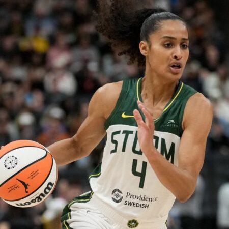 Seattle Storm vive de la renta del segundo cuarto y se queda con la victoria