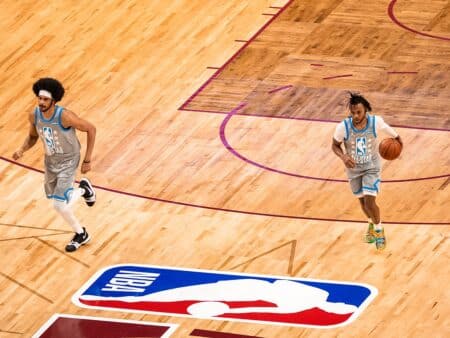 Cleveland pone en el mercado a Garland y Allen