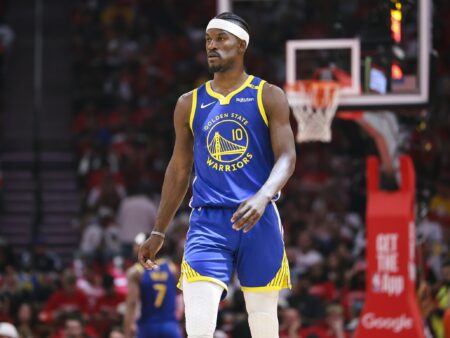 Jimmy Butler criticado por Dwyne Wade por su actuación en los NBA Playoffs 2024-25