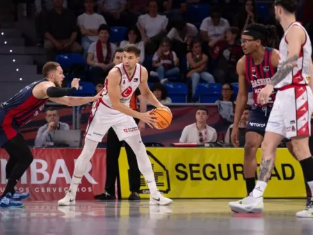 Un Samanic en su máxima expresión le da la victoria a Baskonia