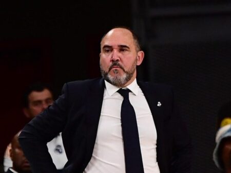 Chus Mateo reconoce el nivel de Olympiacos después de la eliminación por Euroliga
