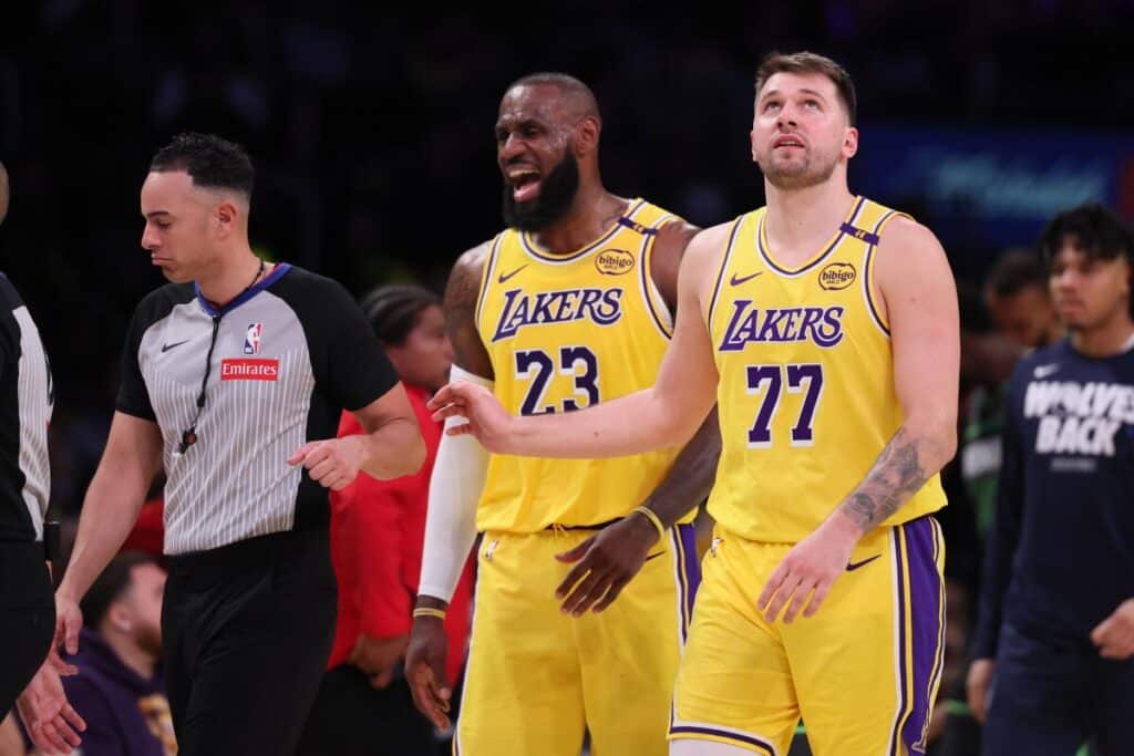 Los Lakers y su Gran Desafío en la Agencia Libre NBA 2025 1 Lakers