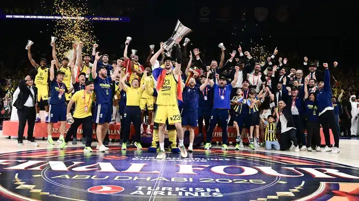 El Fenerbahçe de Jasikevicius se coronó en la Euroliga 2025 ante el Mónaco 1 Fenerbahçe