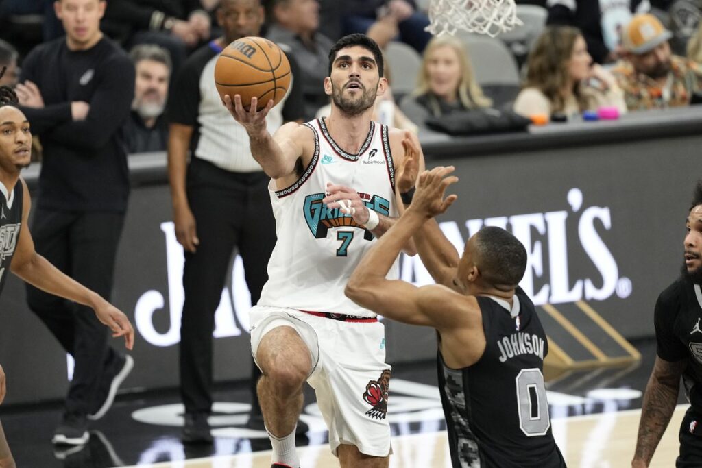 ¿Santi Aldama a las puertas de un contrato millonario en la NBA 25/26? 1 Aldama
