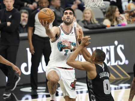 ¿Santi Aldama a las puertas de un contrato millonario en la NBA 25/26?