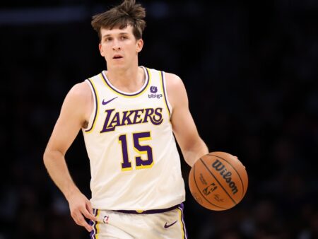 Los Angeles Lakers no estarían interesados en traspasar a Austin Reaves… A menos que llegue la opción indicada