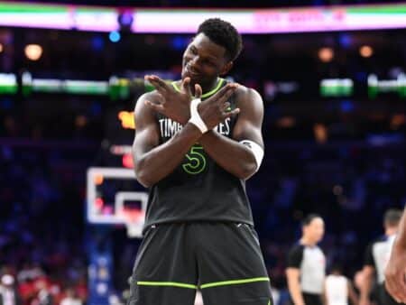 Anthony Edwards contra la historia a sus 23 años en los Playoffs