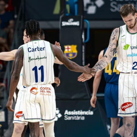 Paliza de Unicaja a Barcelona y tenemos Juego 3