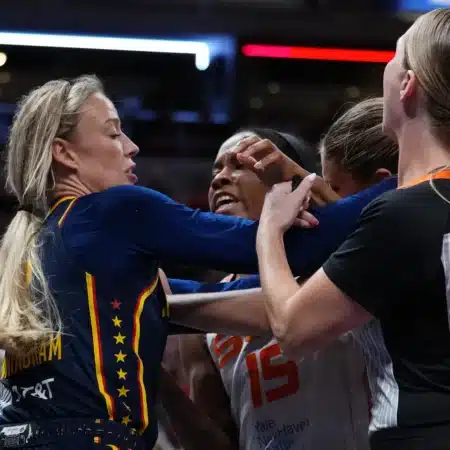 Fever vs Sun: El partido que expuso la intensidad física en la WNBA 2025