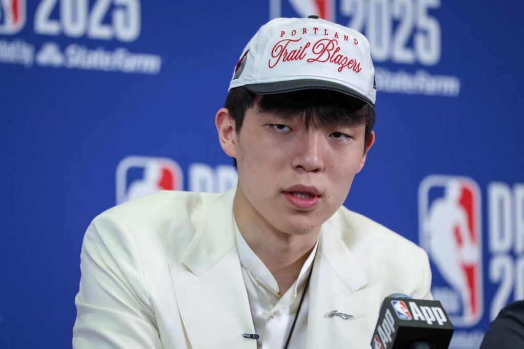 NBA Draft 2025: Hansen Yang, el "Jokic chino" que sorprendió en el pick 16 1 Hansen Yang