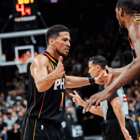 ¿Es Devin Booker el líder que necesitan los Suns para ser campeones en la NBA?