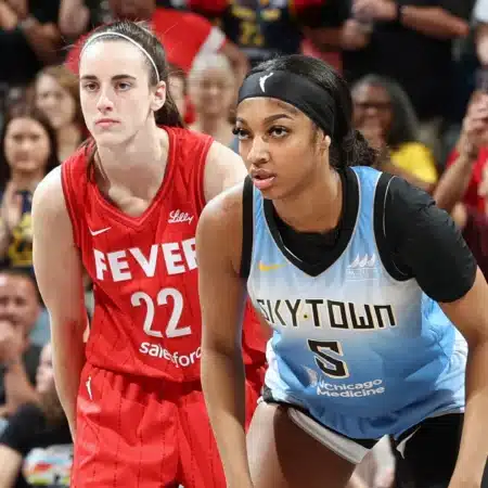 Caitlin Clark vs Angel Reese: La rivalidad que está salvando a la WNBA