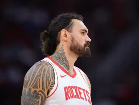 Lakers ve a Steve Adams como mejor opción en la Agencia Libre