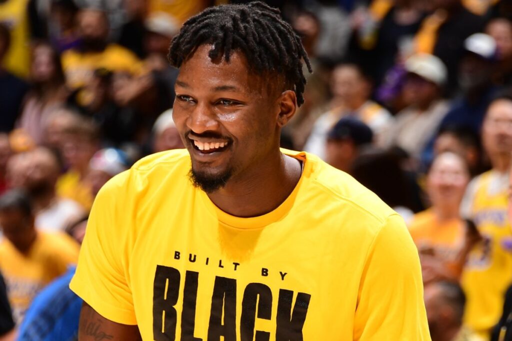 Lakers en alerta: Finney-Smith rechaza su opción y explora el mercado 1 Lakers en alerta: Finney-Smith rechaza su opción y explora el mercado