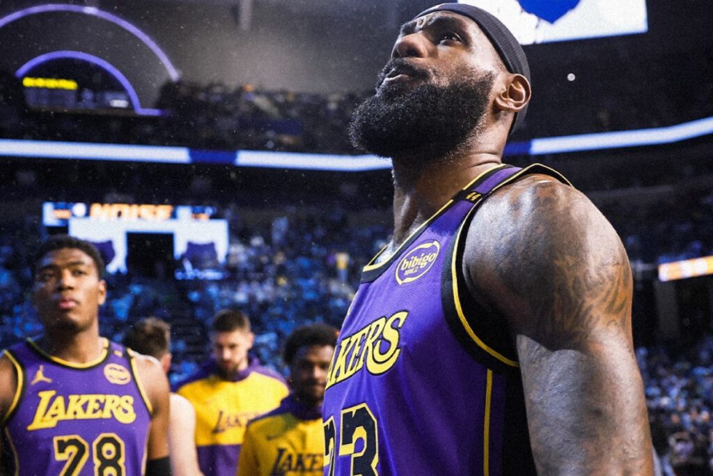 LeBron James en la encrucijada: ¿Dejará los Lakers tras confirmar su opción? 1 LeBron James en la encrucijada: ¿Dejará los Lakers tras confirmar su opción?