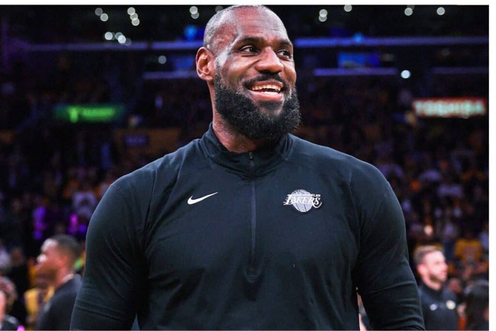 Charles Barkley opina de nuevo: ¿Qué dijo sobre Lebron James? 1 Charles Barkley siempre enciende la polémica con sus opiniones contundentes, y sus comentarios sobre LeBron James no son la excepción
