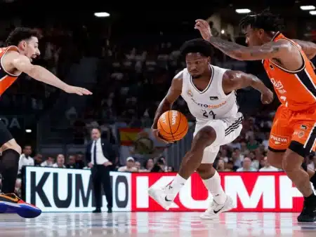 Liga ACB: El Real Madrid golpeó primero en la Final ante Valencia Basket
