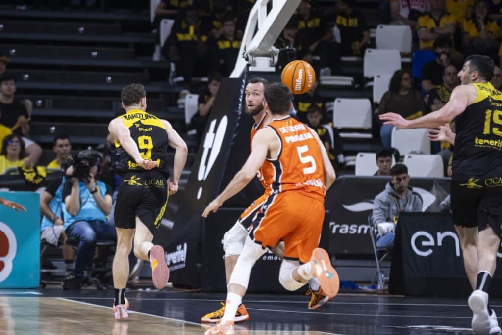 PlayOff ACB: Valencia Basket vs CB Canarias Juego 2 ¿Cuándo es y dónde verlo en vivo? 1 PlayOff ACB: Valencia Basket vs CB Canarias Juego 2