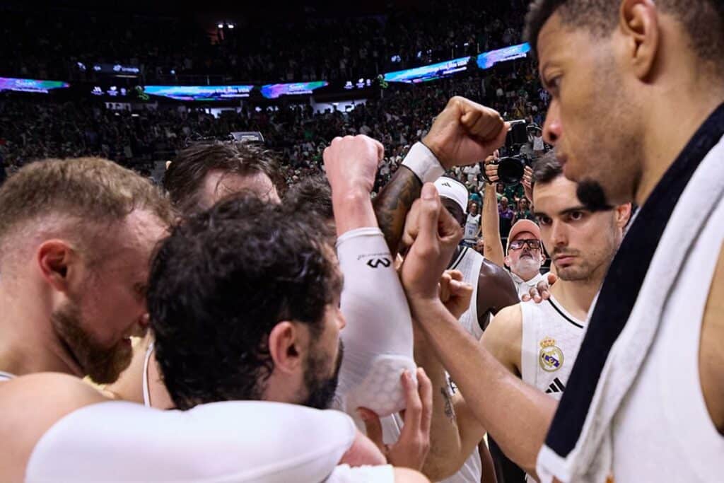 Playoff ACB: Real Madrid supera a Unicaja y se acerca al campeonato 1 Playoff ACB, Real Madrid supera a Unicaja y se acerca al campeonato