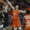 Rumores ACB: ¿Valencia o Barça Basket? El pívot europeo que desata una guerra de fichajes