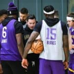 Thibodeau en el banquillo de Lakers