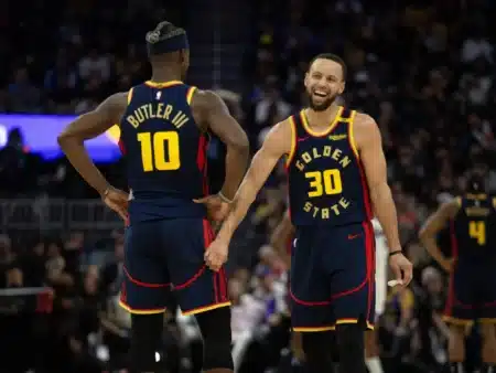 Salarios NBA: ¿Cuánto ganan los jugadores de los Warriors en 2025‑26?