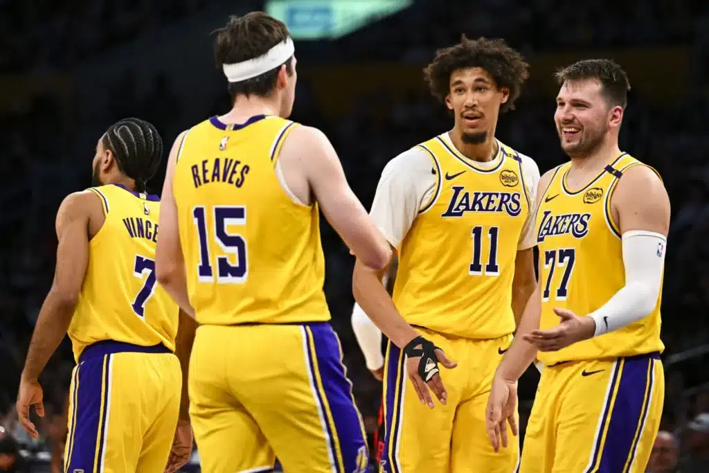 Salarios NBA: ¿Cuánto ganan los jugadores de los Lakers en 2025‑2026? 1 Lakers