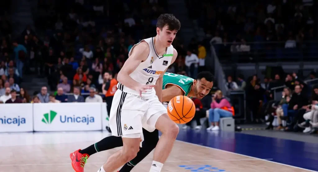 Del Real Madrid baloncesto a la NBA: Hugo González elegido en el puesto 28 del Draft 1 Del Real Madrid Baloncesto a Boston Celtics. Créditos a AFP