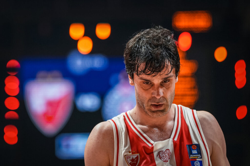 Milos Teodosic se retira: El legado imborrable de un genio de la Euroliga 1 Milos Teodosic