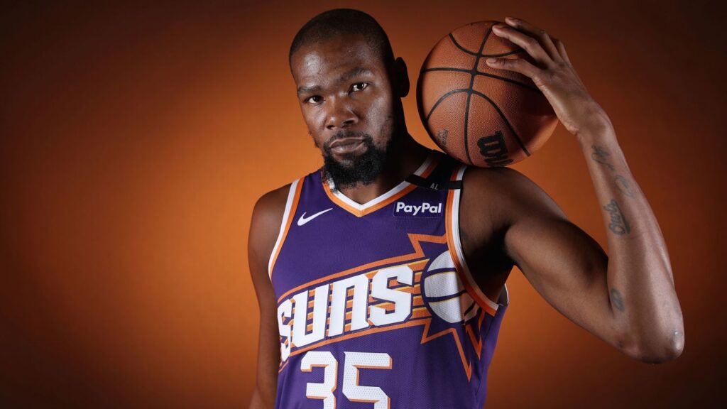 ¿El fin de una era? Kevin Durant negocia su retiro con los Rockets 1 Kevin Durant y un posible acuerdo para su retiro con los Rockets. Créditos a Getty Images