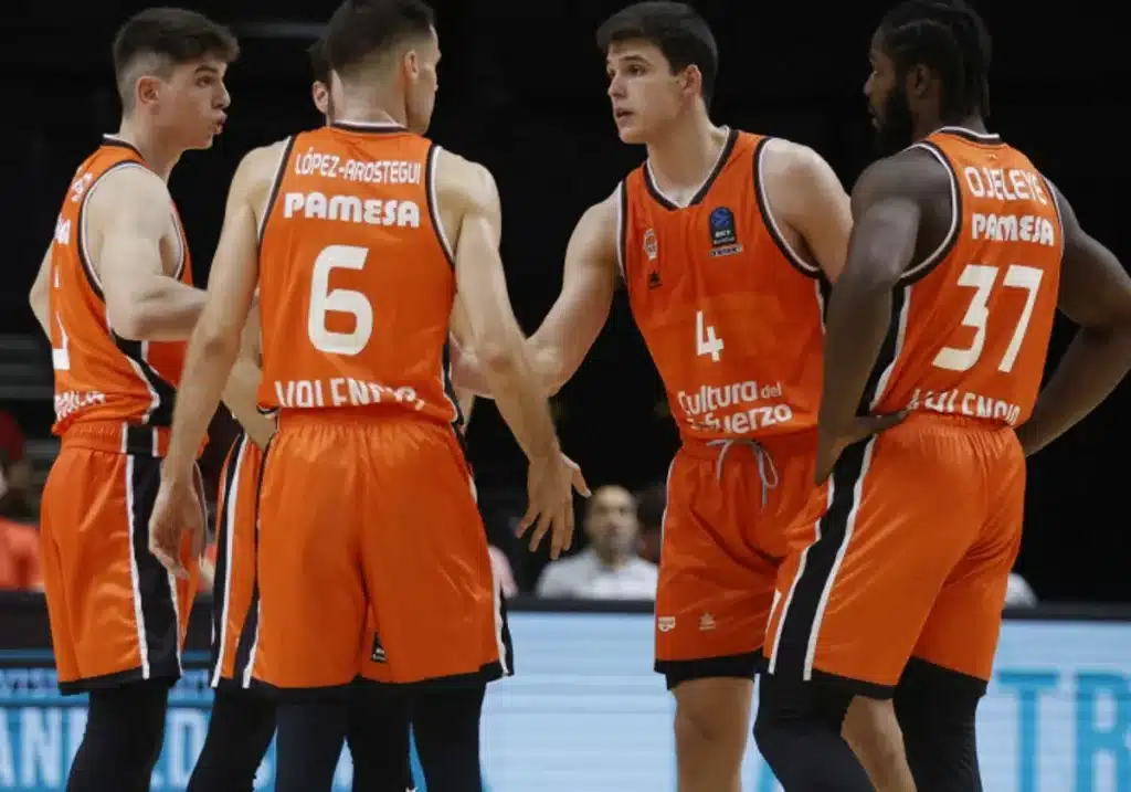 Traspasos ACB: Valencia Basket pierde a una pieza clave para la próxima temporada 1 Valencia Basket pierde un baluarte en los traspasos ACB. Créditos a VBC/MIGUEL ÁNGEL POLO