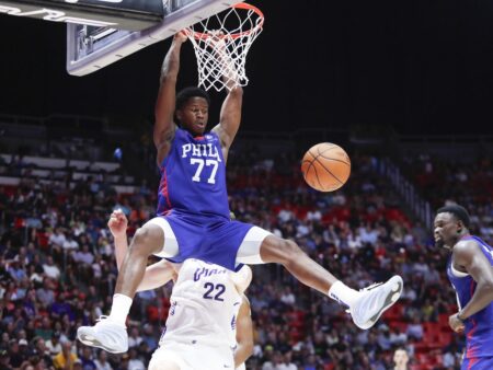 Edgecombe arrasa en su debut: ¿La próxima gran estrella de la NBA?